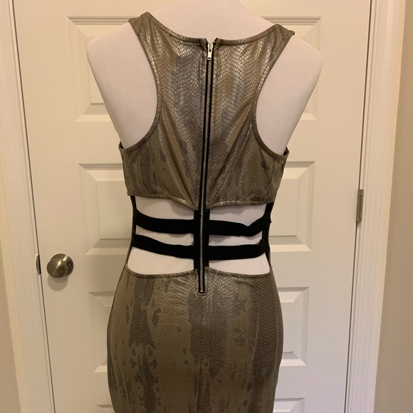 2B Bebe Dresses & Skirts - 2B BeBe Snake skin print sexy Mini Dress